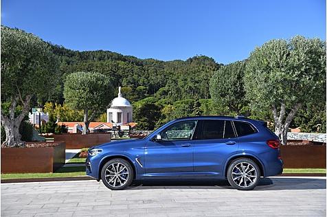 BMW X3 M40i xDrive - mittlerweile 4,72 Meter lang