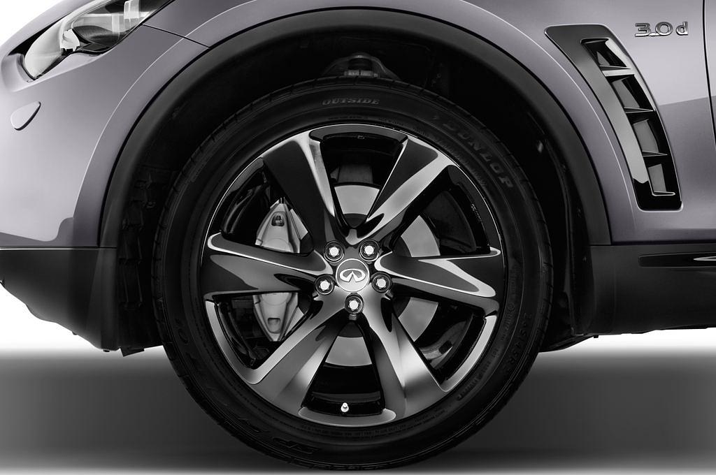 Infiniti QX70 (Baujahr 2015) S 5 Türen Reifen und Felge