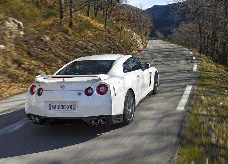 Nissan GT-R