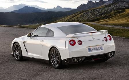 Nissan GT-R