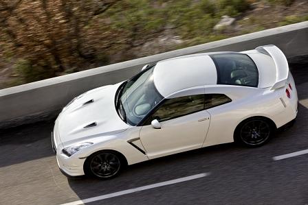 Nissan GT-R