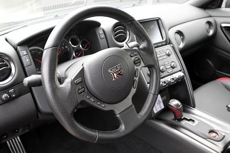 Nissan GT-R