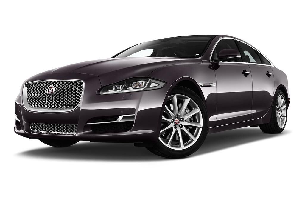 Jaguar XJ (Baujahr 2016) Premium Luxury 4 Türen seitlich vorne mit Felge