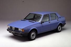 Tradition: 40 Jahre Alfa Romeo Nuova Giulietta (Tipo 116)   - Amore auf den zweiten Blick