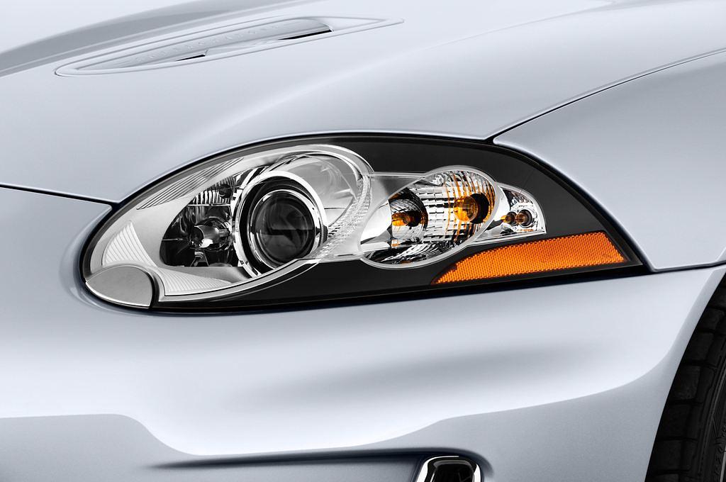 Jaguar XK Series (Baujahr 2012) R 2 Türen Scheinwerfer