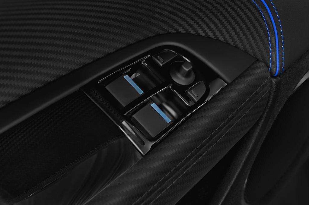 Jaguar XK Series (Baujahr 2013) R-S 2 Türen Bedienungselemente Tür