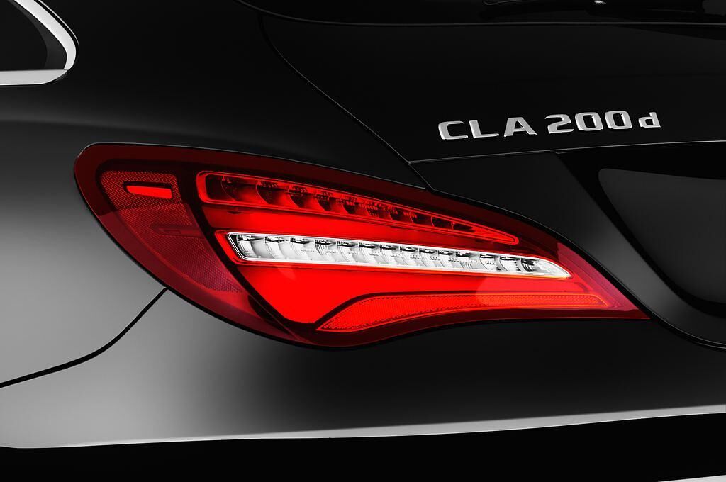 Mercedes CLA Shooting Brake (Baujahr 2017) Urban 5 Türen Rücklicht