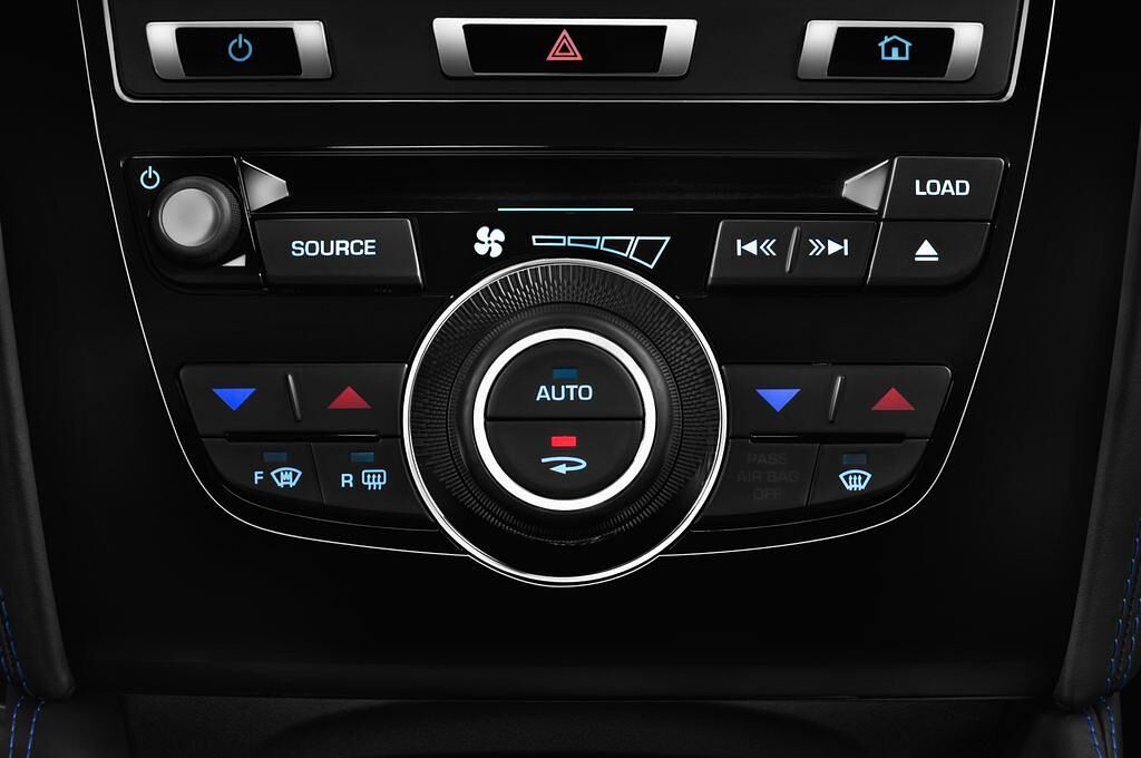 Jaguar XK Series (Baujahr 2013) R-S 2 Türen Temperatur und Klimaanlage