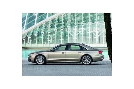 Audi A8 mit Breitband-Internetanbindung