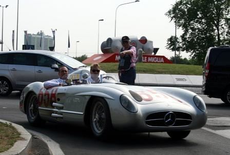 Impressionen der Mille Miglia 2011: Fangio und Häkkinen
