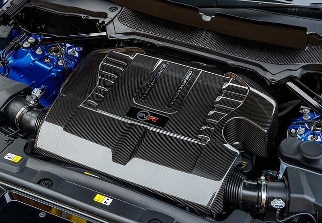 Der Motor leistet nun 575 PS