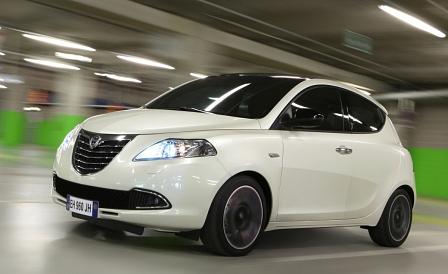 Lancia Ypsilon