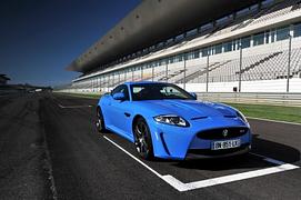 Jaguar XKR-S - Willkommen im Club
