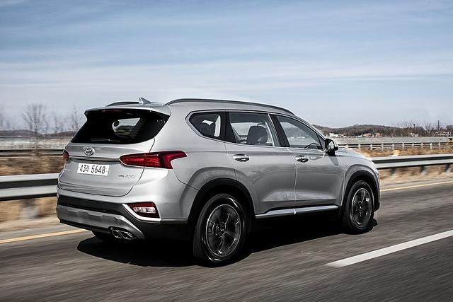 Hyundai Santa Fe 2.0 D - 4,77 Meter lang