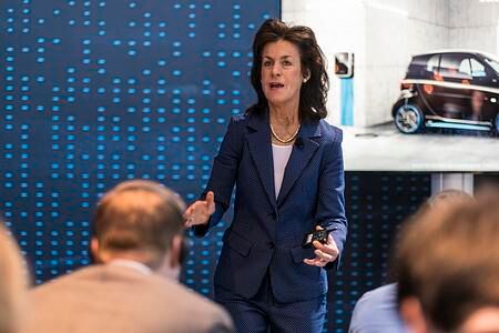 Im Interview: Smart-Chefin Annette Winkler - „Urbane Mobilität wird sehr schnell voll elektrisch“