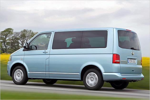 Die Außenfarbe Glacier Blue Metallic ist dem BlueMotion exklusiv vorbehalten