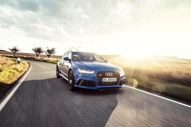 Audi RS 6 Avant Performance Nogaro Edition - Dieser Kombi macht blau  