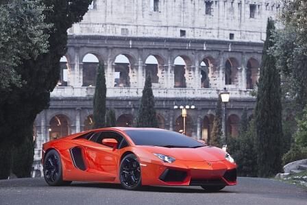 Lamborghini Aventador LP 700-4