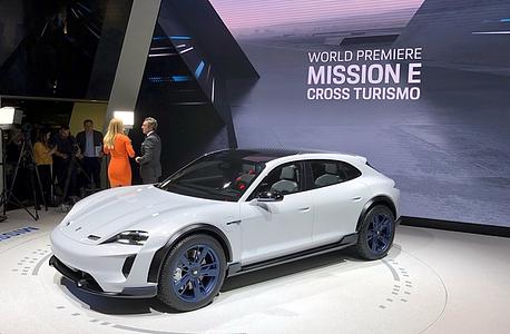Porsche Mission E Cross Turismo - Freizeitmobil