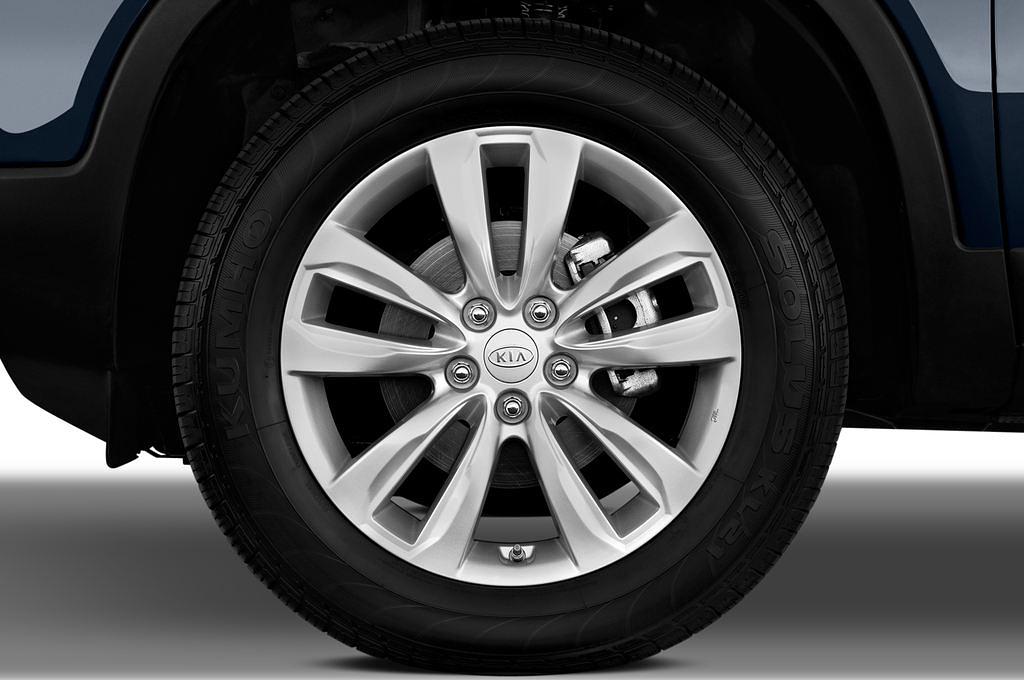 Kia Sorento (Baujahr 2011) Spirit 5 Türen Reifen und Felge