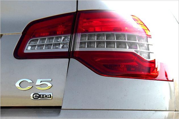"e-HDi" steht für besonders sparsame, weil mit Start-Stopp-System ausgerüstete Modell-Varianten
