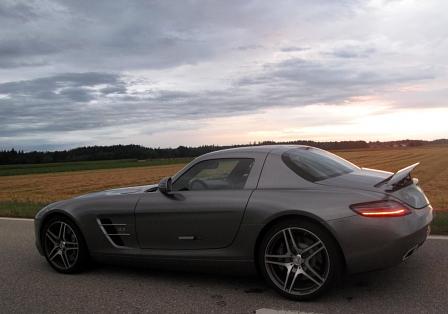 Mercedes SLS AMG