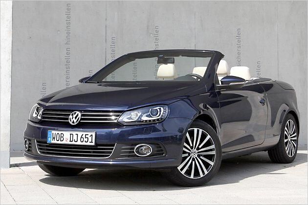 Der VW Eos nach dem Facelift: Das Cabrio fügt sich nahtlos in den Volkswagen-Markenauftritt