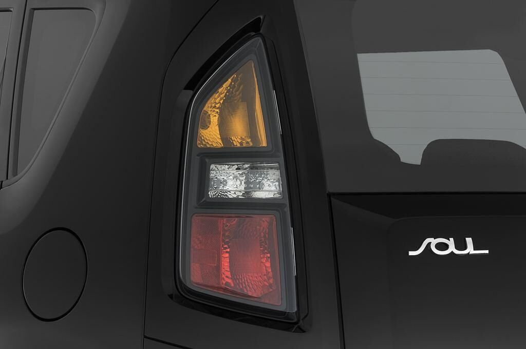 Kia Soul (Baujahr 2011) Spirit 5 Türen Rücklicht