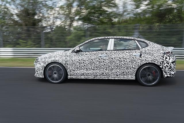 Der Hyundai i30 N Fastback Prototyp ist 4,46 Meter lang