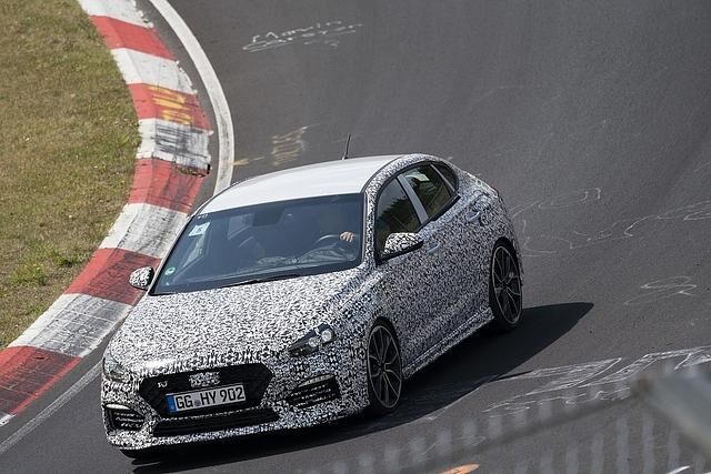 Technisch sind der Fastback und der Fünftürer fast identisch