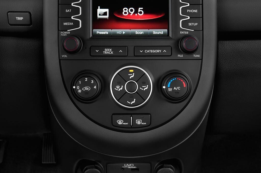 Kia Soul (Baujahr 2012) Attract 5 Türen Temperatur und Klimaanlage