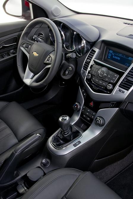 Chevrolet Cruze 1.6 LS