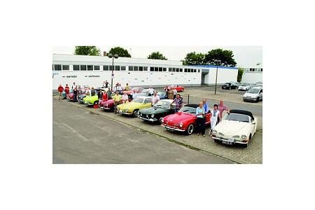 Besuch im AutoMuseum: Karmann Ghia Club Niederlande zu Gast