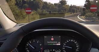 Neues Assistenzsystem im Ford Focus - Verkehrsschilderkennung gegen Geisterfahrer 