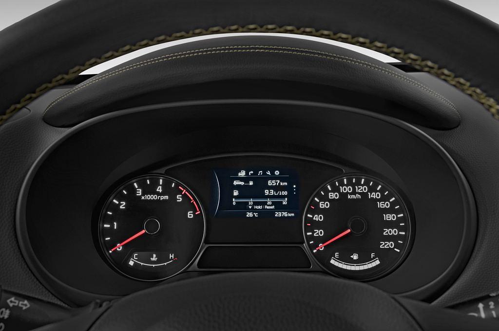 Kia Soul (Baujahr 2015) Spirit 5 Türen Tacho und Fahrerinstrumente