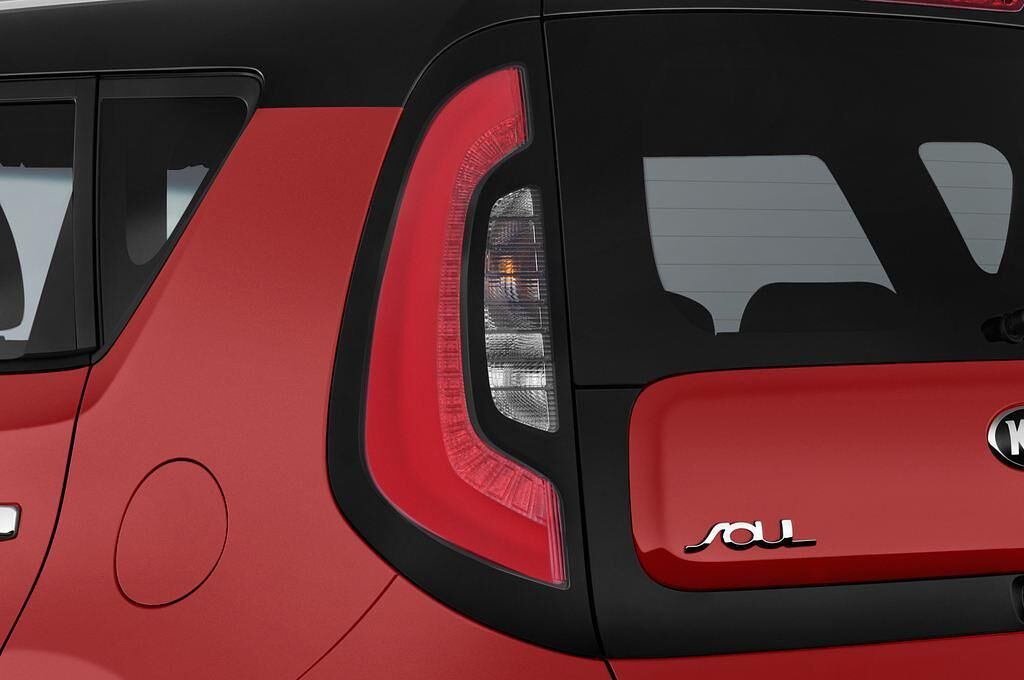 Kia Soul (Baujahr 2015) Spirit 5 Türen Rücklicht