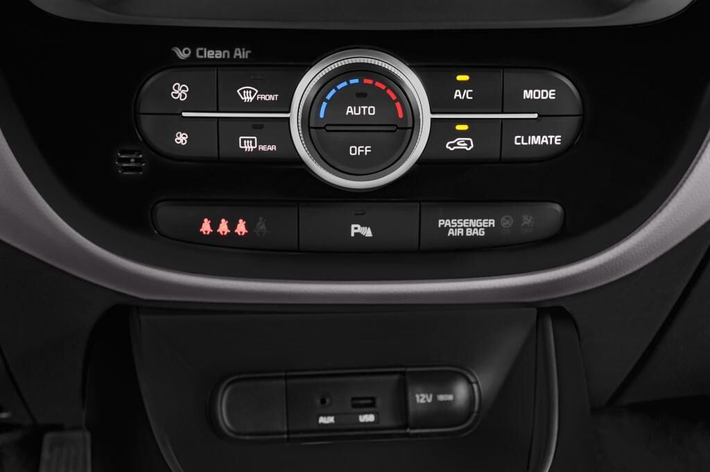 Kia Soul (Baujahr 2015) Spirit 5 Türen Temperatur und Klimaanlage