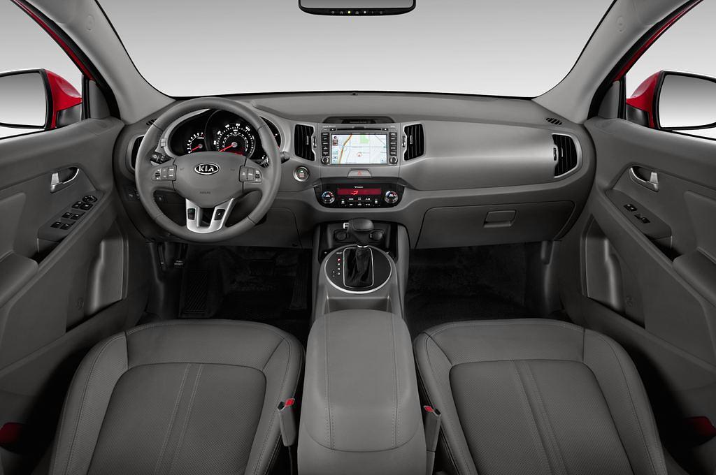 Kia Sportage (Baujahr 2011) - 5 Türen Cockpit und Innenraum