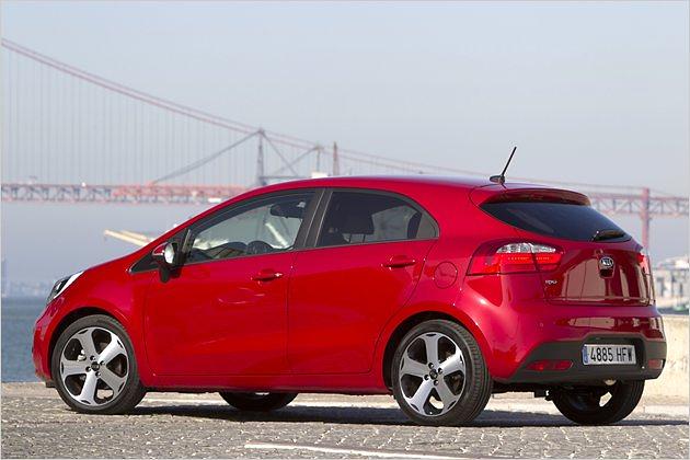 Das Heck erinnert entfernt an den Seat Ibiza