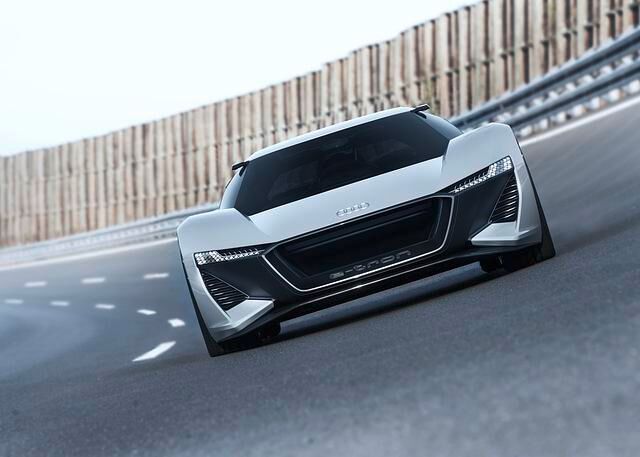 Audi PB 18 E-Tron - Keil mit Kofferraum