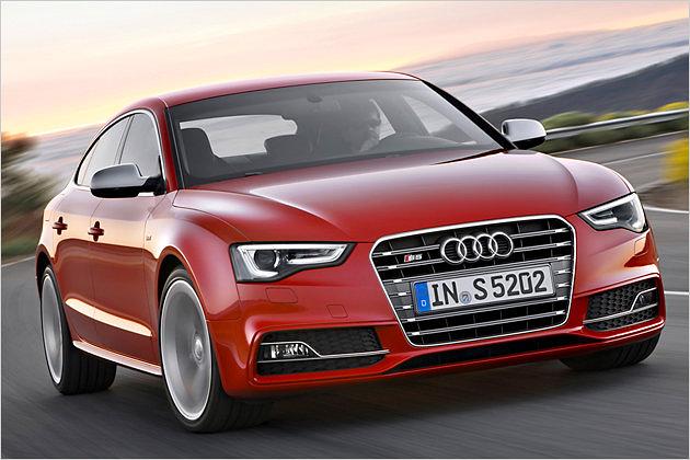 Und auch die dritte Karosserievariante ist als Sportversion zu haben: Audi S5 Sportback