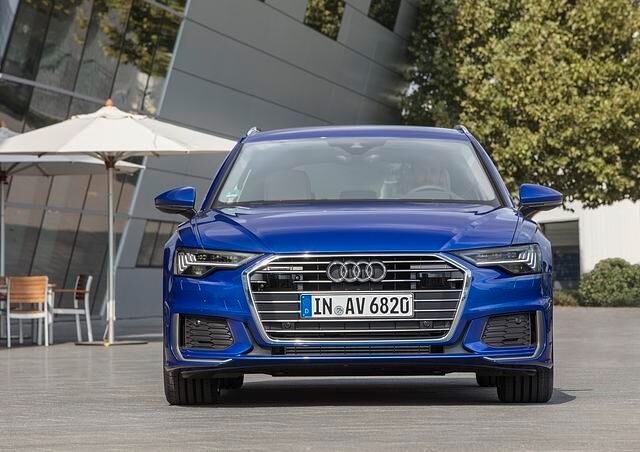 Die Front des neuen Audi A6 bietet viel Überholprestige