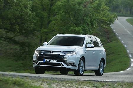 Mitsubishi Outlander PHEV MJ 2019 - Leisetreter