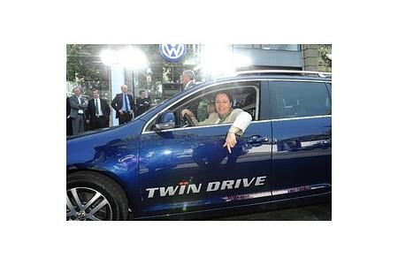 Golf twïnDRIVE als Hardware im E-Mobilitäts-Flottenversuch