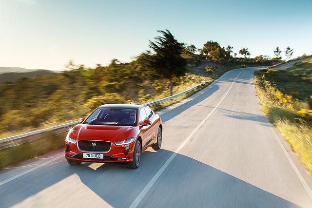 Jaguar I-Pace 400 AWD - startet bei knapp 78.000 Euro