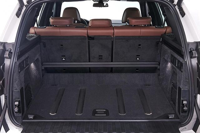 Der Laderaum des neuen BMW X5 bietet bis zu 1.860 Liter Platz