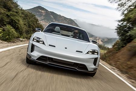 Porsche Mission E Cross Turismo - So fährt der Porsche Mission E Cross Turismo