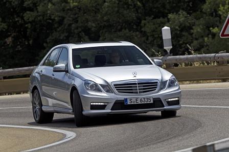 Mercedes E 63 AMG mit Biturbo