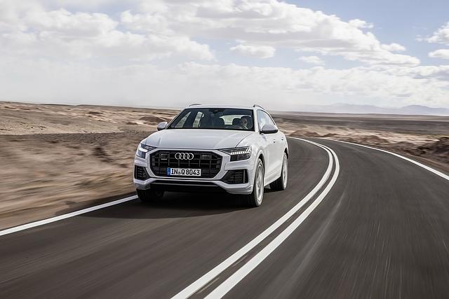 Audi Q8 55 TFSI Quattro - 250 km/h schnell