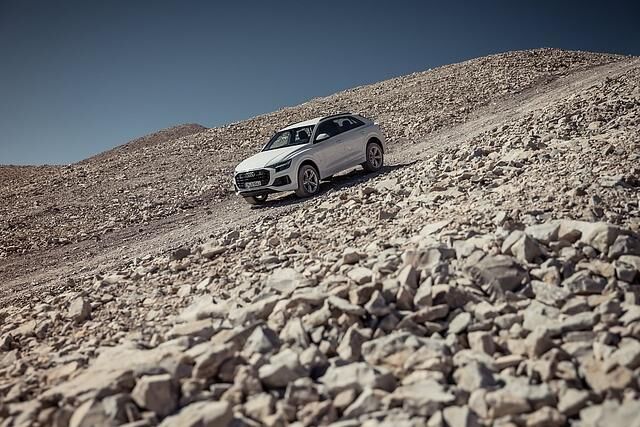 Audi Q8 55 TFSI Quattro - obligatorisch mit Allradantrieb und Achtgang-Automatik